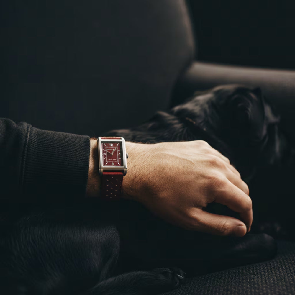 Specht&Sohne_Relogio_masculino_quadrado_Virtus_Red