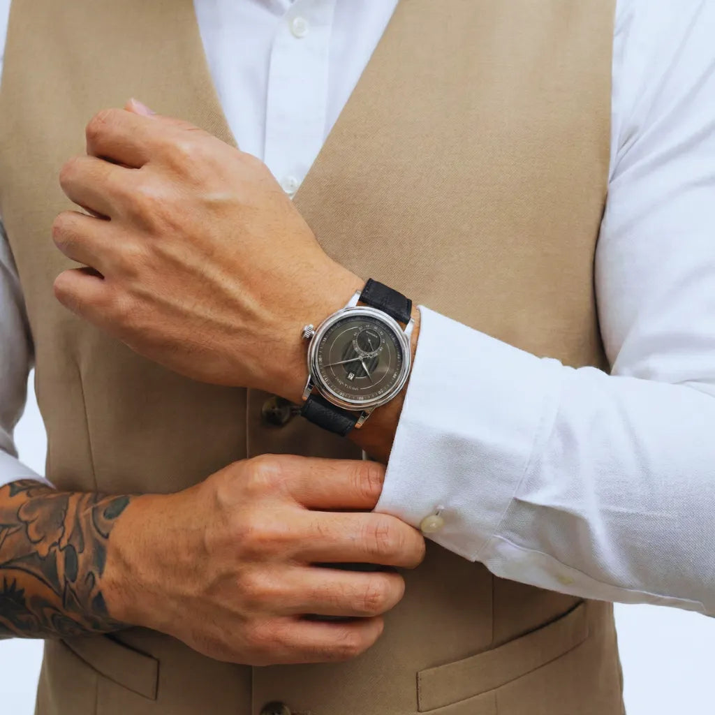 Relógio_Masculino_automatico_Specht_e_Sohne_Jump_Hour_Veridian_Black