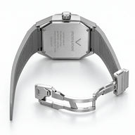 Parte traseira do Orion Gray com pulseira cinza e fecho metálico
